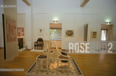 GERMANIA ( ASSIA ) DARMSTADT : LA ERNST-LUDWIG-HAUS DI JOSEPH OLBRICH  - © 1996 Graziano Arici/Rosebud2 / GEO /  ARCHITETTURA MODERNA / SECESSIONE