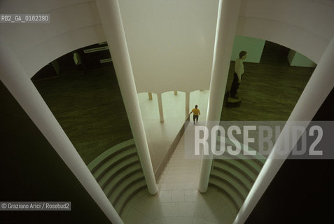 GERMANIA ( ASSIA ) FRANCOFORTE SUL MENO ( FRANKFURT ) : MUSEO DARTE MODERNA DI HANS HOLLEIN   - © 1996 Graziano Arici/Rosebud2 / GEO /  ARCHITETTURA CONTEMPORANEA