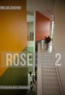 GERMANIA ( ASSIA ) FRANCOFORTE SUL MENO ( FRANKFURT ) : MUSEO DARTE MODERNA DI HANS HOLLEIN   - © 1996 Graziano Arici/Rosebud2 / GEO /  ARCHITETTURA CONTEMPORANEA / SCALA