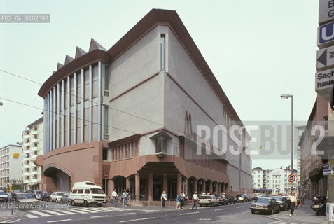 GERMANIA ( ASSIA ) FRANCOFORTE SUL MENO ( FRANKFURT ) : MUSEO DARTE MODERNA DI HANS HOLLEIN   - © 1996 Graziano Arici/Rosebud2 / GEO /  ARCHITETTURA CONTEMPORANEA