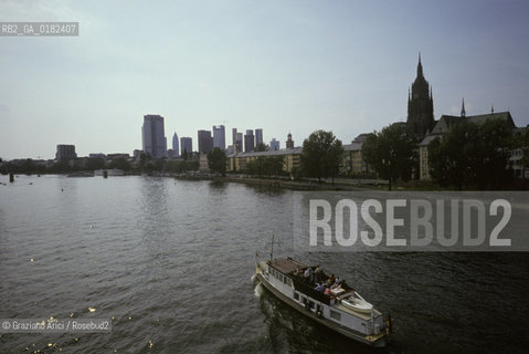 GERMANIA ( ASSIA ) FRANCOFORTE SUL MENO ( FRANKFURT ) : IL FIUME MENO   - © 1996 Graziano Arici/Rosebud2 / GEO