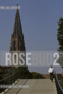 GERMANIA ( BADEN-WURTTEMBERB ) FRIBURGO ( FREIBURG IM BREISGAU ) :PANORAMA CON LA CATTEDRALE    - © 1996 Graziano Arici/Rosebud2 / GEO / GOTICO
