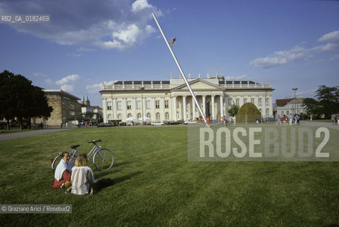 GERMANIA ( ASSIA ) KASSEL : IL MUSEO FRIEDERICIANUM E LA FRIEDRICHPLATZ - © 1996 Graziano Arici/Rosebud2 / GEO
