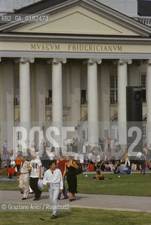 GERMANIA ( ASSIA ) KASSEL : IL MUSEO FRIEDERICIANUM E LA FRIEDRICHPLATZ - © 1996 Graziano Arici/Rosebud2 / GEO