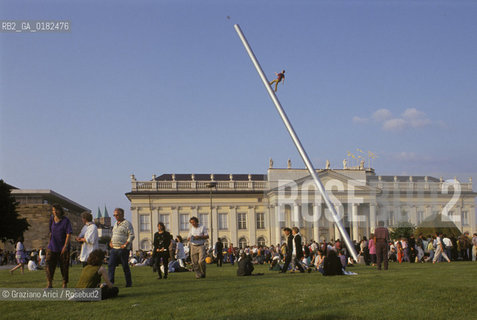 GERMANIA ( ASSIA ) KASSEL : IL MUSEO FRIEDERICIANUM E LA FRIEDRICHPLATZ - © 1996 Graziano Arici/Rosebud2 / GEO