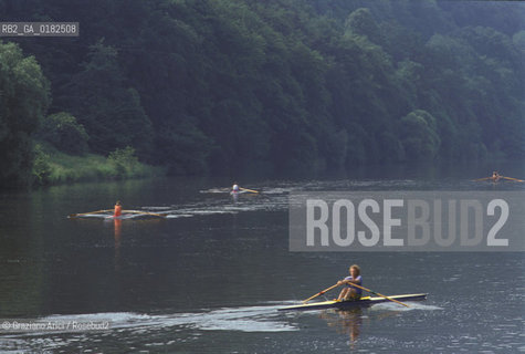 GERMANIA ( ASSIA ) HANNMUNDEN :  IL FIUME FULDA    - © 1996 Graziano Arici/Rosebud2 / GEO