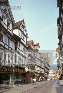 GERMANIA ( ASSIA ) HANNMUNDEN :  CASE A GRATICCIO    - © 1996 Graziano Arici/Rosebud2 / GEO