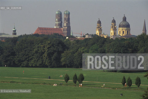 GERMANIA ( BAVIERA ) MONACO :  IL PARCO ENGLISCHER GARTEN    - © 1996 Graziano Arici/Rosebud2 / GEO