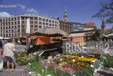 GERMANIA ( BAVIERA ) MONACO :  MERCATO AL VIKTUALENMARKT   - © 1996 Graziano Arici/Rosebud2 / GEO