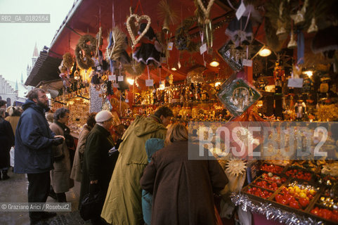 GERMANIA ( BAVIERA ) MONACO :  MERCATO DI NATALE IN MARIENPLATZ   - © 1996 Graziano Arici/Rosebud2 / GEO