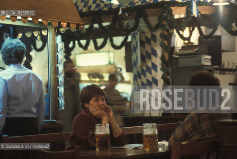GERMANIA ( BAVIERA ) MONACO :  BIRRERIA   - © 1996 Graziano Arici/Rosebud2 / GEO