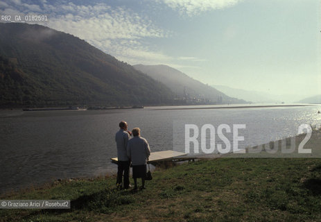 GERMANIA ( PALATINATO ) HIRZENACH :  IL FIUME RENO     - © 1996 Graziano Arici/Rosebud2 / GEO / RENO