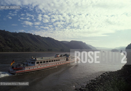 GERMANIA ( PALATINATO ) HIRZENACH :  IL FIUME RENO     - © 1996 Graziano Arici/Rosebud2 / GEO / RENO