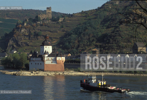 GERMANIA ( PALATINATO ) OBERWESEL IL CASTELLO PFALGRAFSTEIN :  IL FIUME RENO     - © 1996 Graziano Arici/Rosebud2 / GEO / RENO