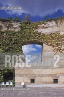 GERMANIA ( BADEN-WURTTENBERG ) STOCCARDA ( STUTTGART )  LA STAATSGALERIE DI JAMES STIRLING    - © 1996 Graziano Arici/Rosebud2 / GEO / ARCHITETTURA CONTEMPORANEA / MUSEO