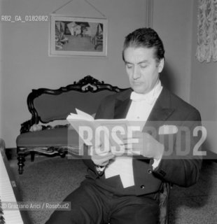 THE CONDUCTOR SERGIU CELIBIDACHE AT LA FENICE THEATRE IN VENICE - 196? © ARCHIVIO Graziano Arici/Rosebud2  / MUSICA / DIRETTORE DORCHESTRA