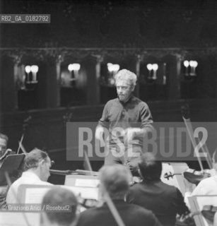THE CONDUCTOR HERBERT VON KARAJAN AT THE LA FENICE THEATRE - VENICE  - 1970 © ARCHIVIO Graziano Arici/Rosebud2  / MUSICA / DIRETTORE DORCHESTRA / TEATRO LA FENICE