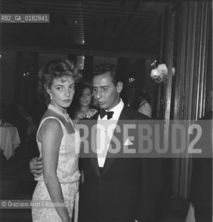 THE JOURNALIST ELSA MAXWELLS PARTY IN VENICE LIDO: THE PRINCESS HERCOLANI WITH PAOLO ASTA - 1958 - © ARCHIVIO Graziano Arici/Rosebud2  / VARIE / GIORNALISTA / LETTERATURA / FESTA / NOBILTA / PRINCIPE