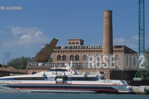 VENEZIA : IUAV - UNIVERSITA DI ARCHITETTURA - © 2002 Graziano Arici/Rosebud2 / COTONIFICIO / ARCHEOLOGIA INDUSTRIALE