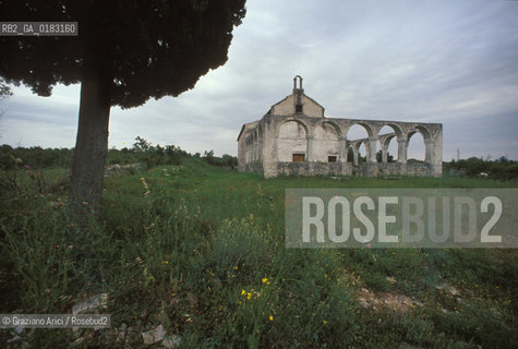 ( CROAZIA  ) ISTRIA - PORTOJ   : CHIESETTA DI S.FOSCA - © 2001 Graziano Arici/Rosebud2 / GEO / LINGUA / MINORANZA