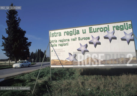 ( CROAZIA  ) ISTRIA -  CARTELLO SEGNALETICO   - © 2001 Graziano Arici/Rosebud2 / GEO / LINGUA / MINORANZA