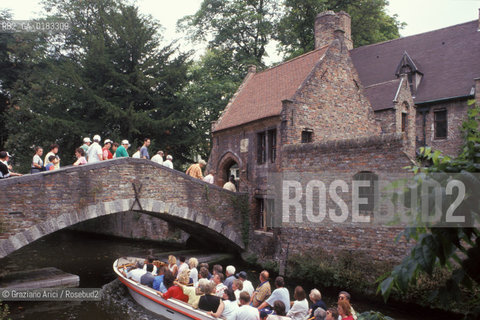 ( BELGIO ) BRUGES ( BRUGGE ) : PONTE E CANALE - © 2001 Graziano Arici/Rosebud2 / GEO /