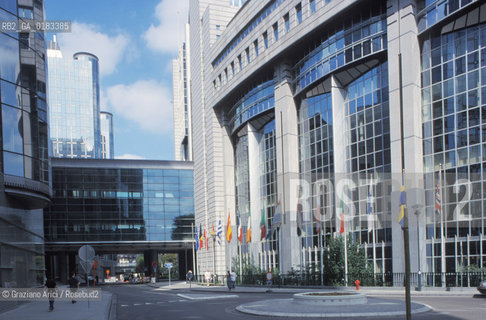 ( BELGIO ) BRUXELLES ( BRUSSEL ) : IL PARLAMENTO DELLUNIONE EUROPEA   - © 2001 Graziano Arici/Rosebud2 / GEO