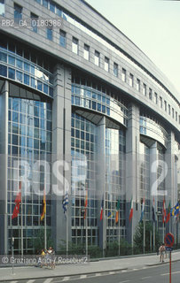 ( BELGIO ) BRUXELLES ( BRUSSEL ) : IL PARLAMENTO DELLUNIONE EUROPEA   - © 2001 Graziano Arici/Rosebud2 / GEO