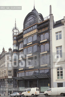 ( BELGIO ) BRUXELLES ( BRUSSEL ) :  OLD ENGLAND   - © 2001 Graziano Arici/Rosebud2 / GEO / ARCHITETTURA MODERNA / ART NOUVEAU
