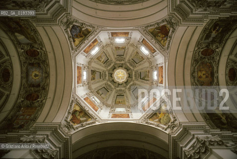 ( AUSTRIA ) SALISBURGO : DUOMO   - © 2001 Graziano Arici/Rosebud2 / GEO / CUPOLA