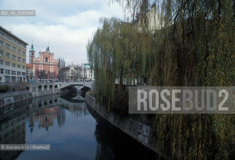 ( SLOVENIA  ) LUBIANA - IL FIUME LJUBLIJANICA   - © 2001 Graziano Arici/Rosebud2 / GEO