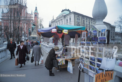 ( SLOVENIA  ) LUBIANA - IL PONTE SUL FIUME LJUBLIJANICA   - © 2001 Graziano Arici/Rosebud2 / GEO /