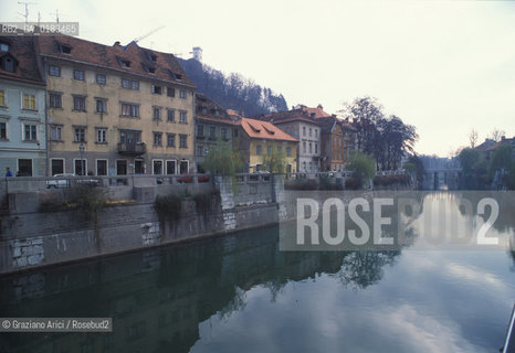 ( SLOVENIA  ) LUBIANA - IL FIUME LJUBLIJANICA   - © 2001 Graziano Arici/Rosebud2 / GEO