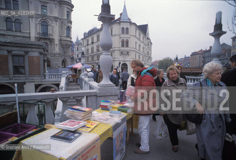 ( SLOVENIA  ) LUBIANA - IL PONTE SUL FIUME LJUBLIJANICA   - © 2001 Graziano Arici/Rosebud2 / GEO /