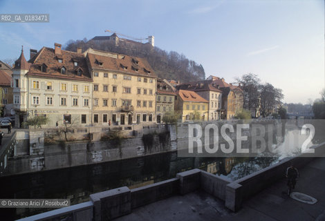 ( SLOVENIA  ) LUBIANA - IL FIUME LJUBLIJANICA   - © 2001 Graziano Arici/Rosebud2 / GEO