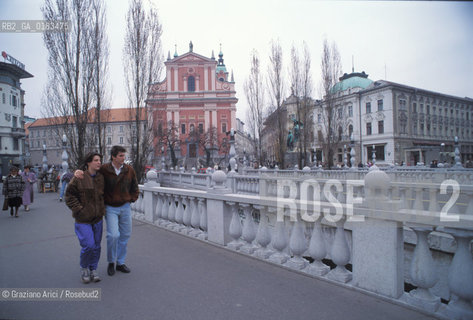 ( SLOVENIA  ) LUBIANA - IL PONTE SUL FIUME LJUBLIJANICA   - © 2001 Graziano Arici/Rosebud2 / GEO /