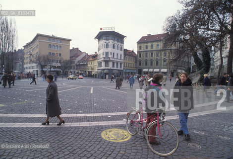 ( SLOVENIA  ) LUBIANA - PIAZZA PRESEREN   - © 2001 Graziano Arici/Rosebud2 / GEO