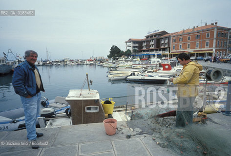 ( SLOVENIA  ) ISTRIA - ISOLA ( IZOLA ) : PORTICCIOLO    - © 2001 Graziano Arici/Rosebud2 / GEO / LINGUA / MINORANZA