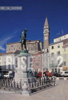 ( SLOVENIA  ) ISTRIA - PIRANO ( PIRAN ) : PIAZZA TARTINI    - © 2001 Graziano Arici/Rosebud2 / GEO / LINGUA / MINORANZA
