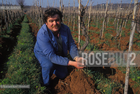 ( SLOVENIA  ) ISTRIA -  CONTADINO SLOVENO  - © 2001 Graziano Arici/Rosebud2 / GEO / LINGUA / MINORANZA / AGRICOLTURA