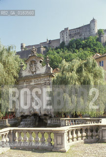 ( AUSTRIA ) SALISBURGO ( SALZBURG ) : FONTANA IN KAPITELPLATZ  - © 2001 Graziano Arici/Rosebud2 / GEO