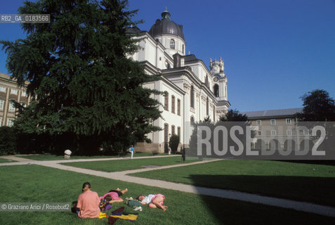 ( AUSTRIA ) SALISBURGO ( SALZBURG ) : IL KOLLEGIEN GARTEN  - © 2001 Graziano Arici/Rosebud2 / GEO / GIARDINO