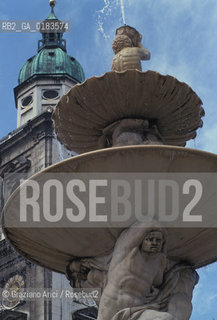 ( AUSTRIA ) SALISBURGO ( SALZBURG ) : RESIDENZPLATZ   - © 2001 Graziano Arici/Rosebud2 / GEO