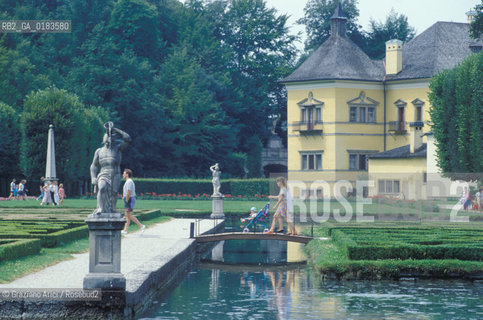 ( AUSTRIA ) SALISBURGO ( SALZBURG ) : CASTELLO DI HELLBRUNN   - © 2001 Graziano Arici/Rosebud2 / GEO / FONTANE / GIOCHI DACQUA