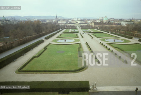 ( AUSTRIA ) VIENNA ( WIEN ) :  GIARDINI DEL CASTELLO DEL BELVEDERE  - © 2001 Graziano Arici/Rosebud2 / GEO