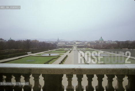 ( AUSTRIA ) VIENNA ( WIEN ) :  GIARDINI DEL CASTELLO DEL BELVEDERE  - © 2001 Graziano Arici/Rosebud2 / GEO