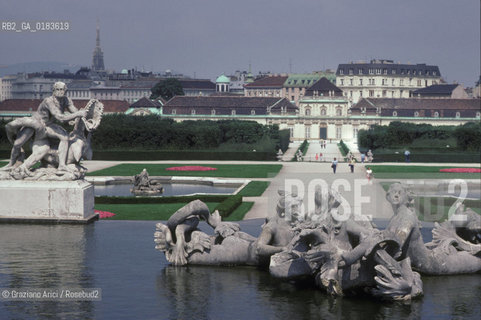 ( AUSTRIA ) VIENNA ( WIEN ) :  GIARDINI DEL CASTELLO DEL BELVEDERE  - © 2001 Graziano Arici/Rosebud2 / GEO