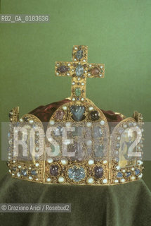 ( AUSTRIA ) VIENNA ( WIEN ) :  PALAZZO DELLHOFBURG : IL TESORO - LA CORONA DEL SACRO ROMANO IMPERO  - © 2001 Graziano Arici/Rosebud2 / GEO