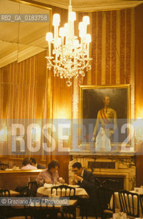 ( AUSTRIA ) VIENNA ( WIEN ) : HOTEL CAFFE SACHER   - © 2001 Graziano Arici/Rosebud2 / GEO / TORTA / GASTRONOMIA