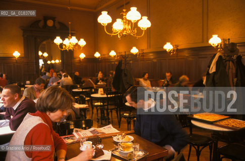 ( AUSTRIA ) VIENNA ( WIEN ) : CAFFE SPERL   - © 2001 Graziano Arici/Rosebud2 / GEO /